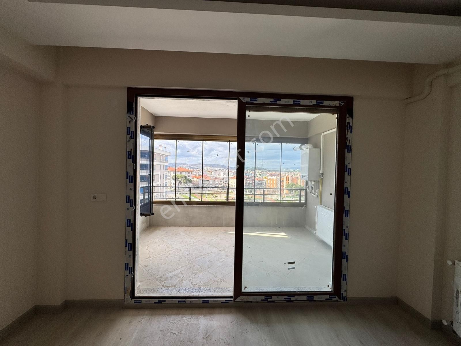 Kaçmazer'den Merkezi Konumda Kiralık 1+1 Daire - Görsel 12