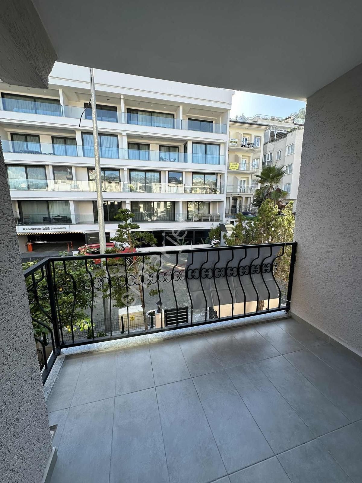 Fethiye Karagözler Mahallesinde Satılık Ara Kat Daire - Görsel 22