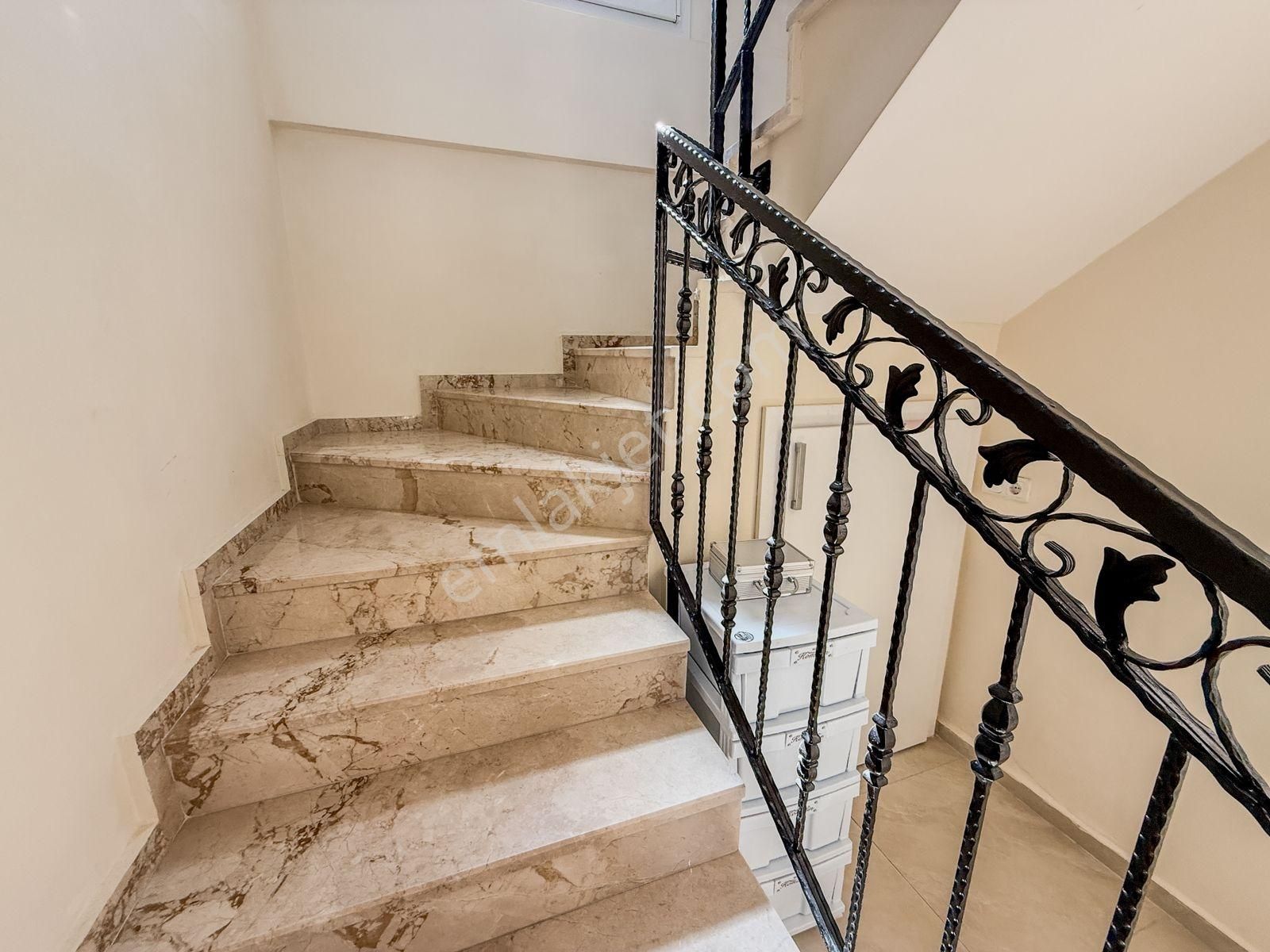 Fethiye Üzümlü Mahallesinde Satılık 5+1 Villa - Görsel 21