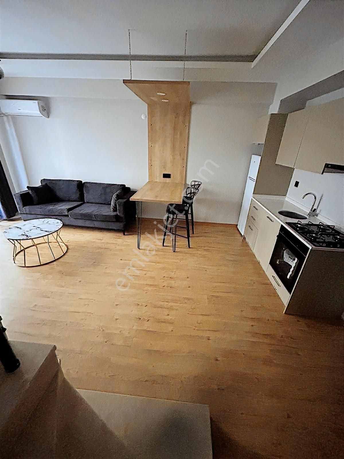 Özlüce'de Ultra Lüx Eşyalı 1+1 Bahçe Dublex Kiralık Daire - Görsel 10