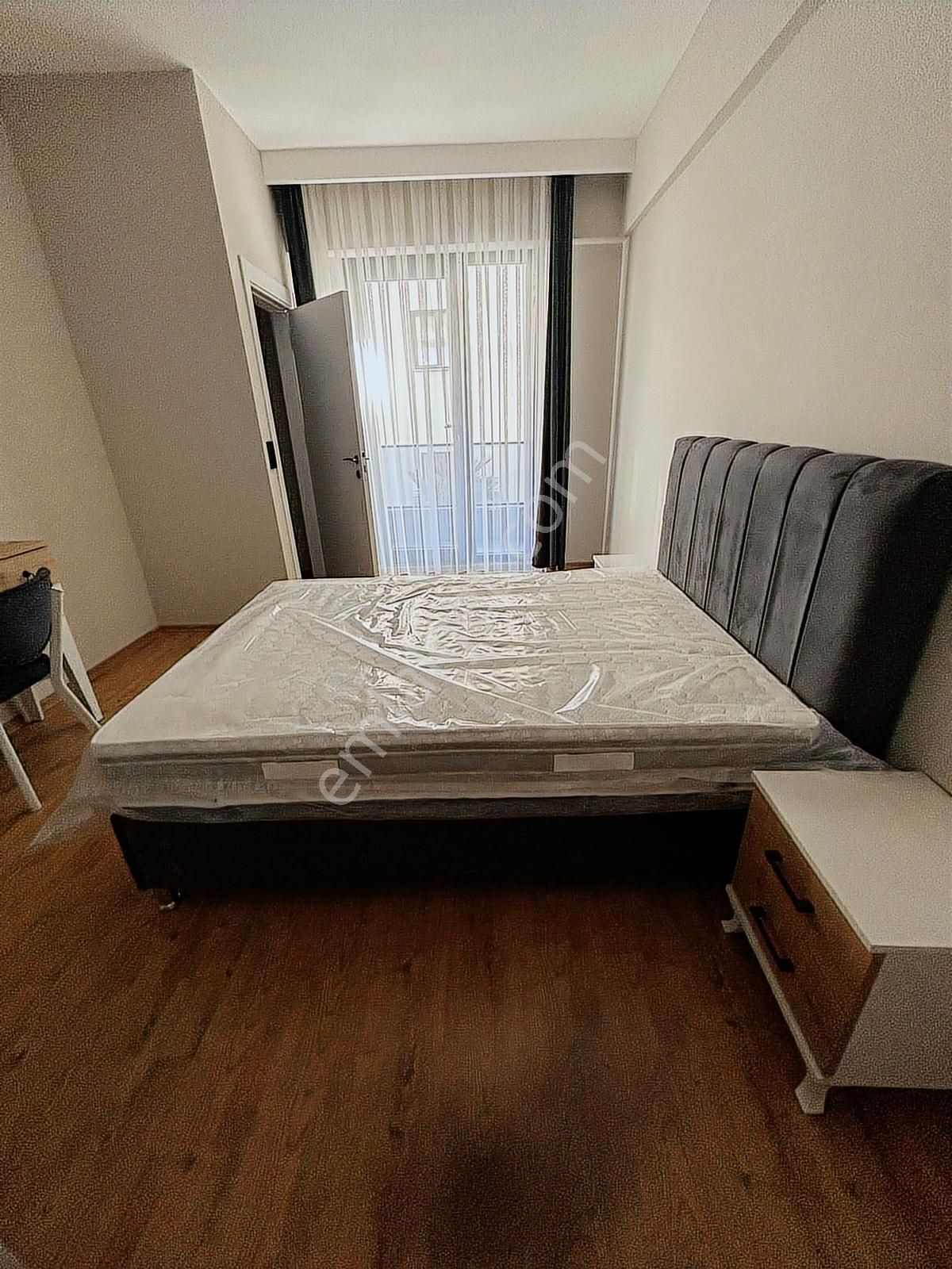 Özlüce'de Ultra Lüx Eşyalı 1+1 Bahçe Dublex Kiralık Daire - Görsel 28