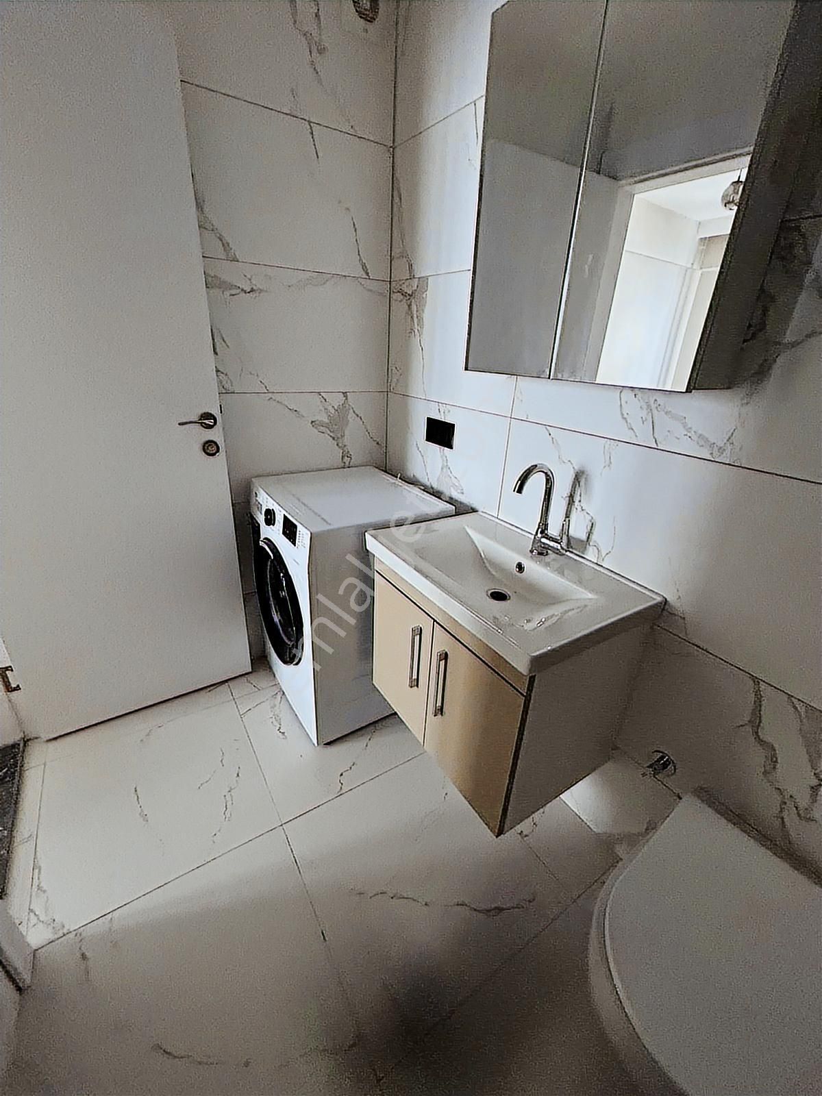 Özlüce'de Ultra Lüx Eşyalı 1+1 Bahçe Dublex Kiralık Daire - Görsel 30