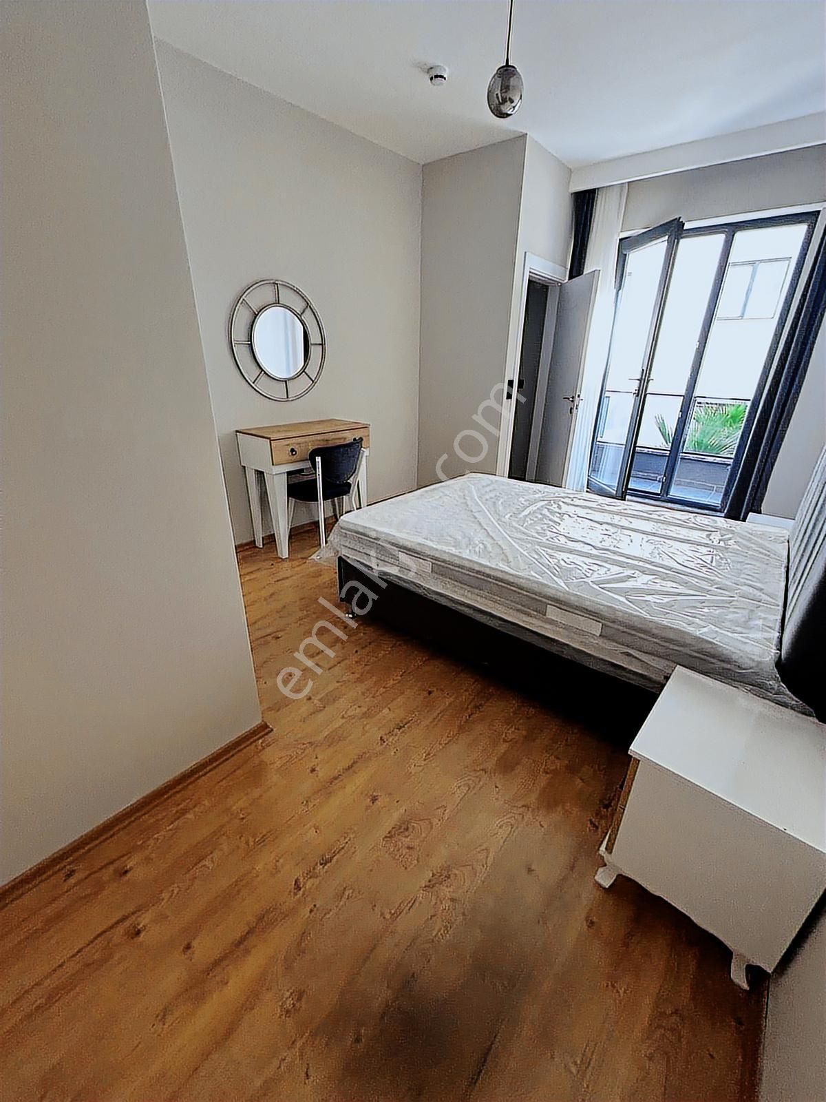 Özlüce'de Ultra Lüx Eşyalı 1+1 Bahçe Dublex Kiralık Daire - Görsel 31