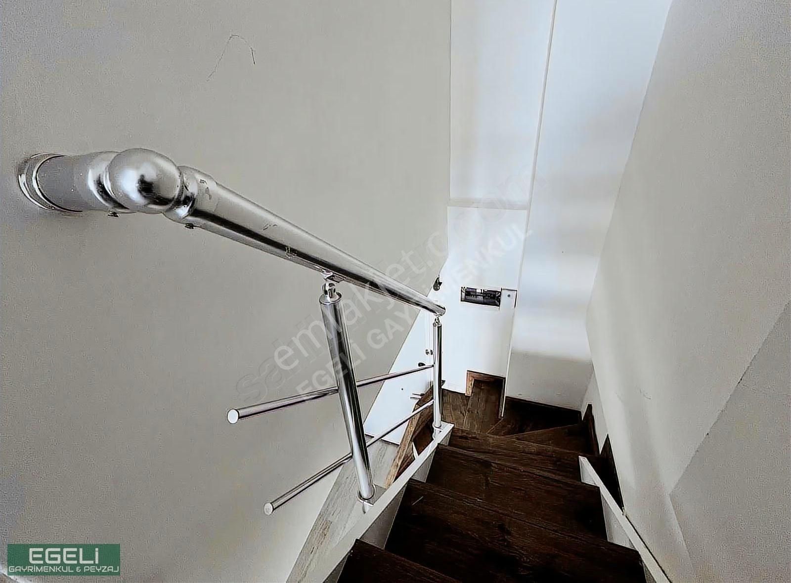 Egeli'den Babil2 Sitesin'de 2+1 Eşyalı Dubleks Satılık Daire - Görsel 14