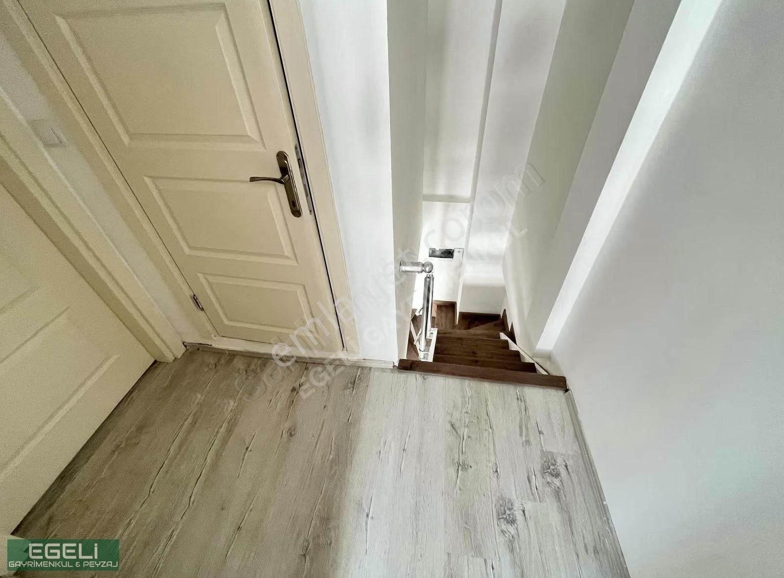 Egeli'den Babil2 Sitesin'de 2+1 Eşyalı Dubleks Satılık Daire - Görsel 7