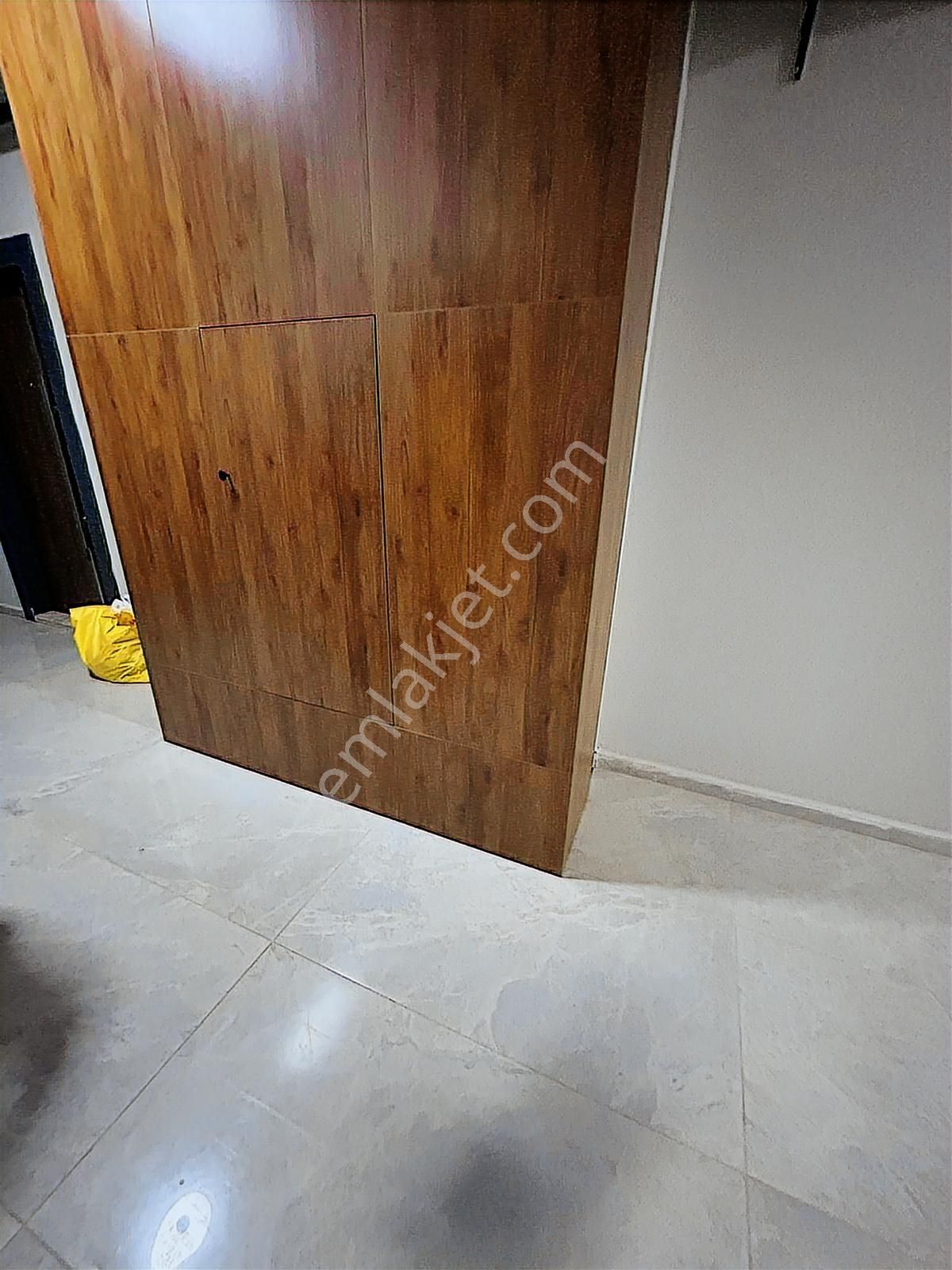 Özlüce'de Ultra Lüx Eşyalı 1+1 Bahçe Dublex Kiralık Daire - Görsel 2