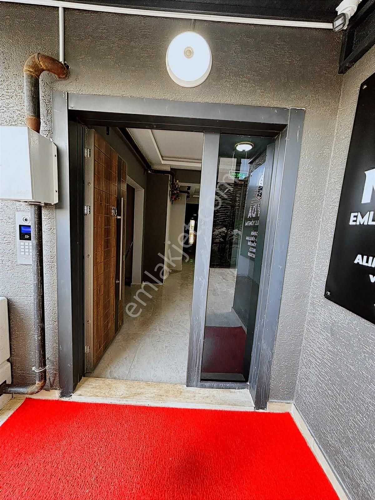 Özlüce'de Ultra Lüx Eşyalı 1+1 Bahçe Dublex Kiralık Daire - Görsel 34