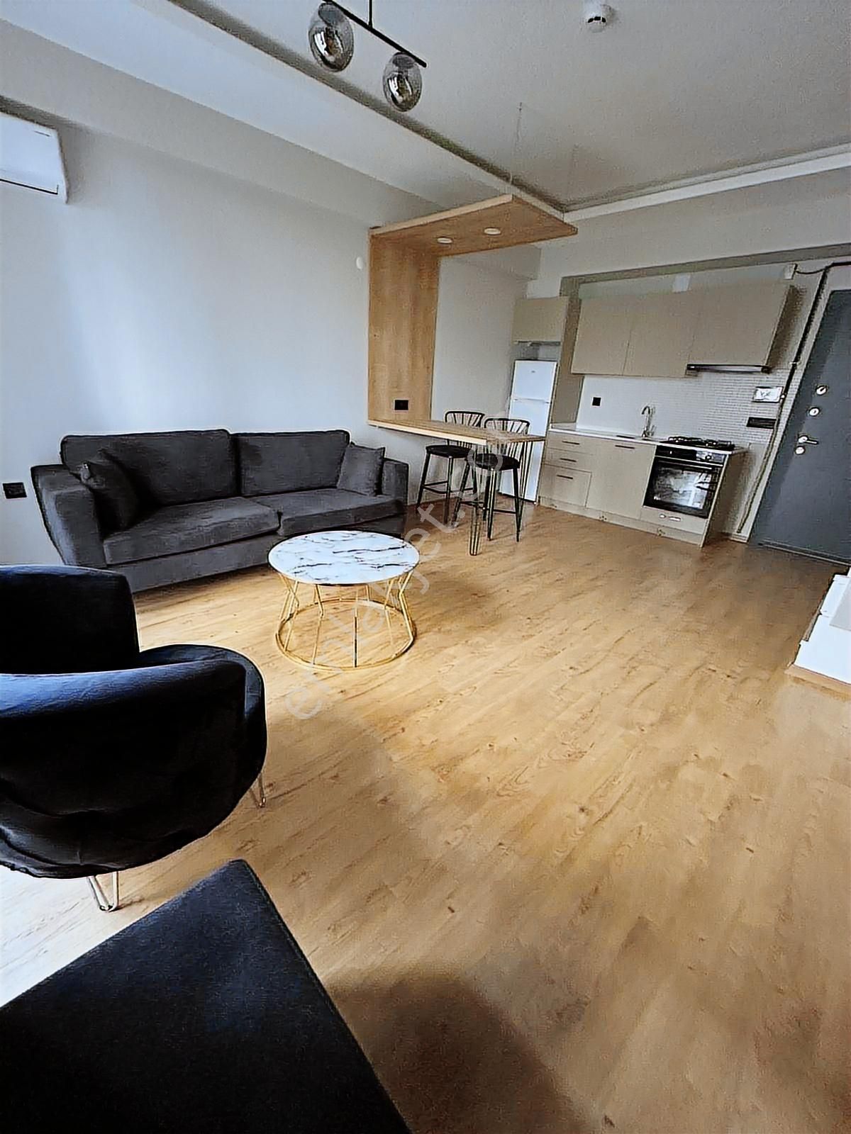 Özlüce'de Ultra Lüx Eşyalı 1+1 Bahçe Dublex Kiralık Daire - Görsel 19