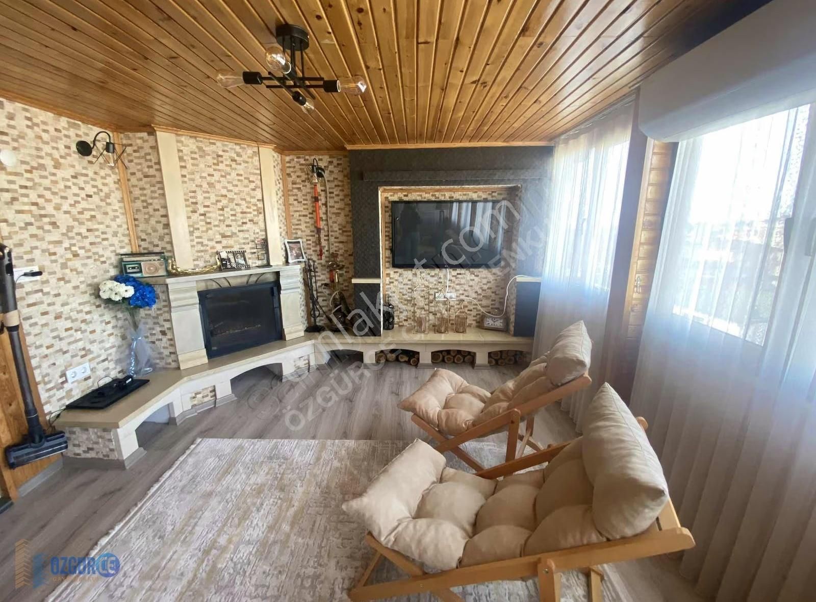 Özgürce Gyd' Den 320 M2 Lüx Özel Yapılı Dublex Daire - Görsel 3