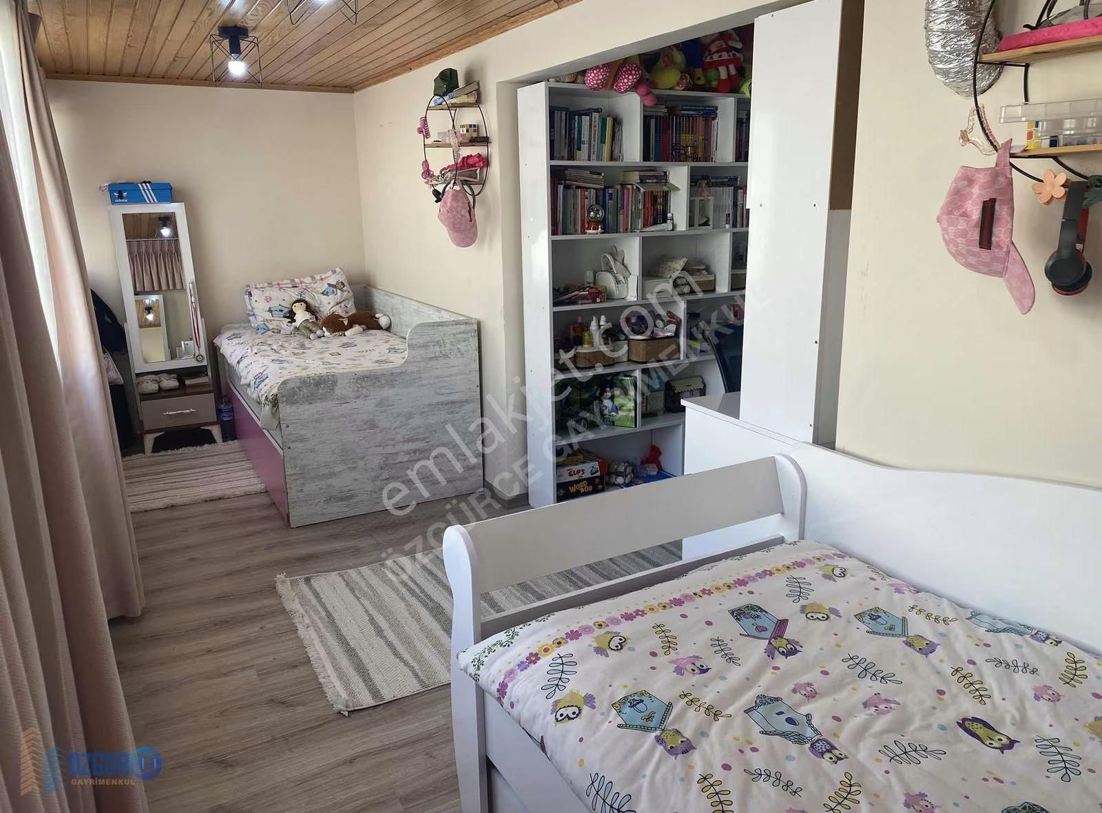 Özgürce Gyd' Den 320 M2 Lüx Özel Yapılı Dublex Daire - Görsel 17