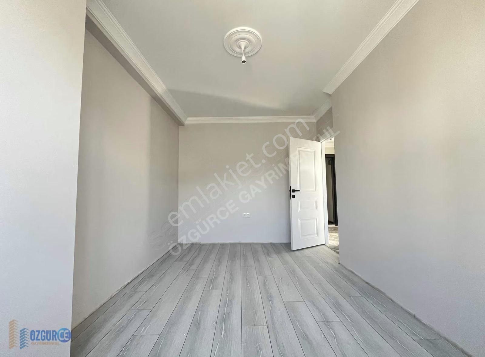 Özgürce Gyd'den Atatürk Caddesi Üzeri Fırsat 2+1 Ara Kat - Görsel 3