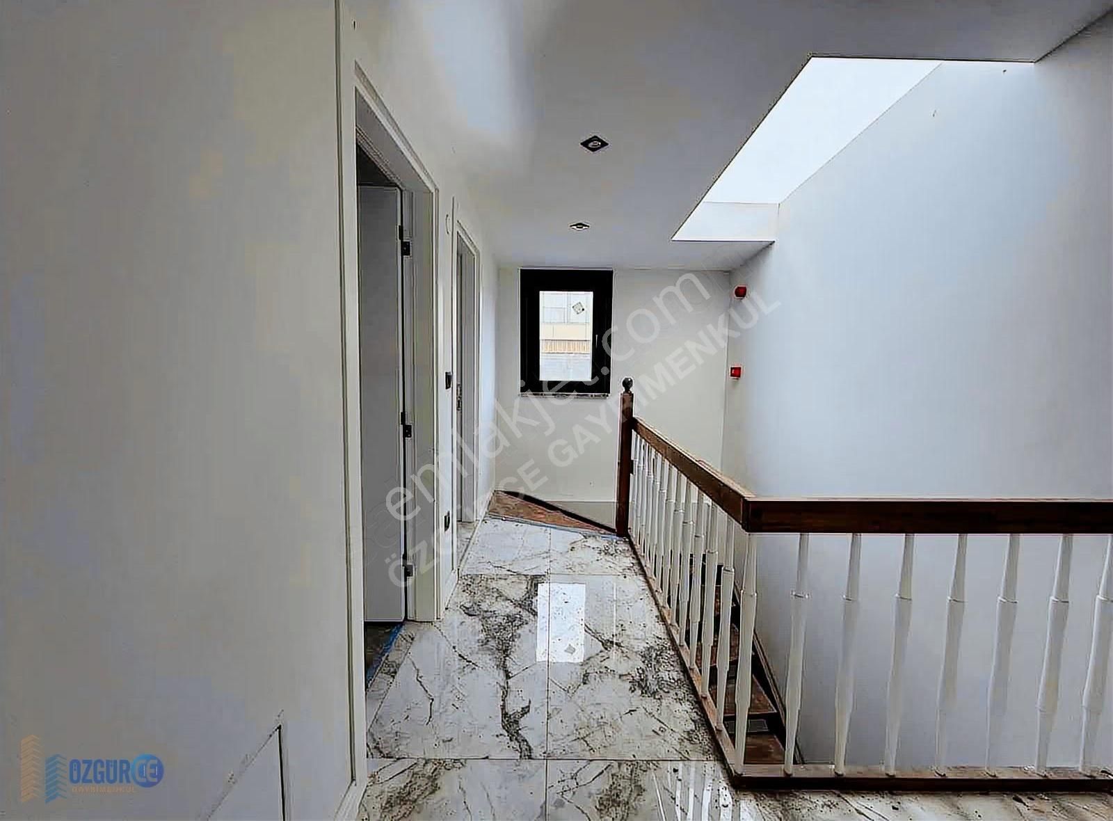 Özgürce Gyd'den Bayramoğlu Yelkenkaya Kiralık 5+1 Triplex Villa - Görsel 35