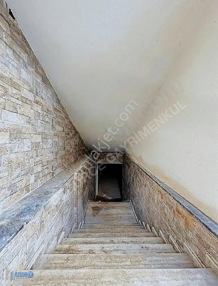 Özgürce Gyd'den Bayramoğlu Yelkenkaya Kiralık 5+1 Triplex Villa - Görsel 33
