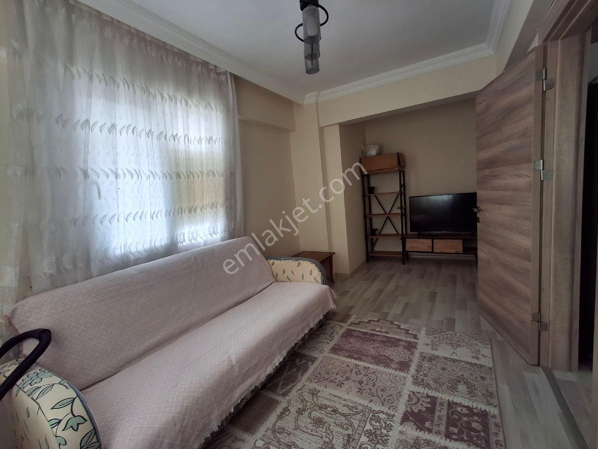 Doğalgazlı Temiz Eşyalı 2+1 Kiralık Daire - Görsel 8