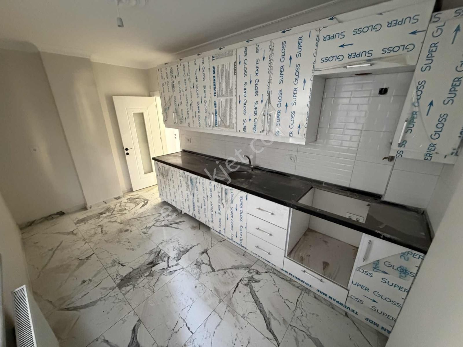 Sınırsız Kredili 3+1 120m2 1.kat Güney Cephe Çift Balkonlu Daire - Görsel 17