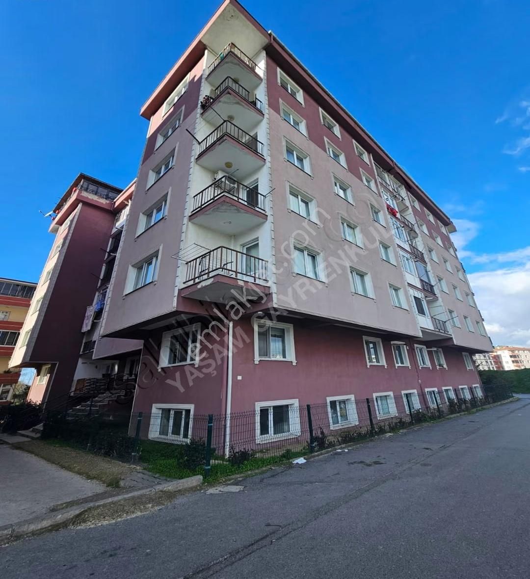 Çerkezköy İstasyon Mah 2+1. 110m2 Çift Balkonlu Asansörlü Daire - Görsel 32