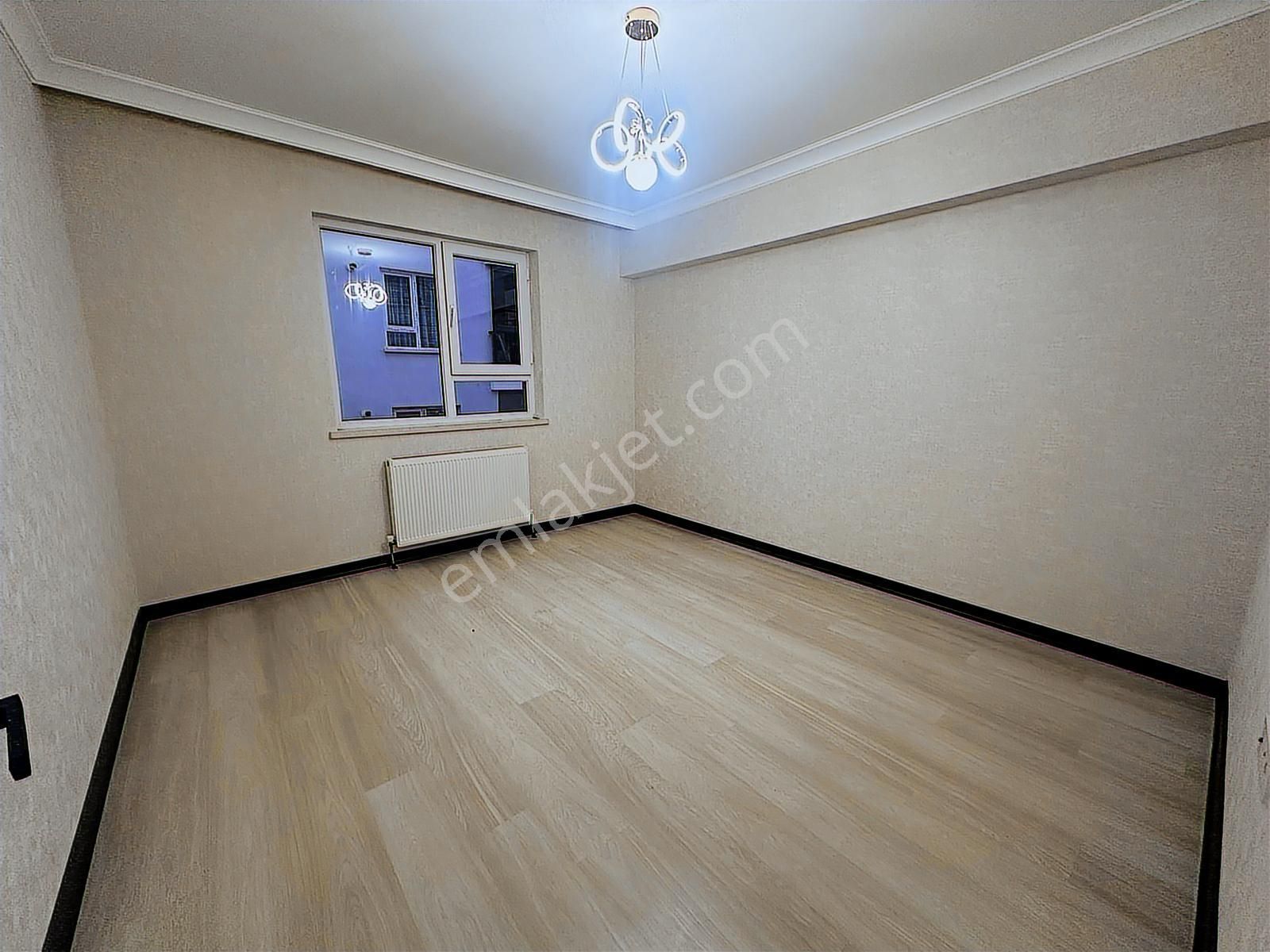 Evin Bizde Garantiden Emsalerinin Altında 3+1 Full Yapılı Daire - Görsel 21