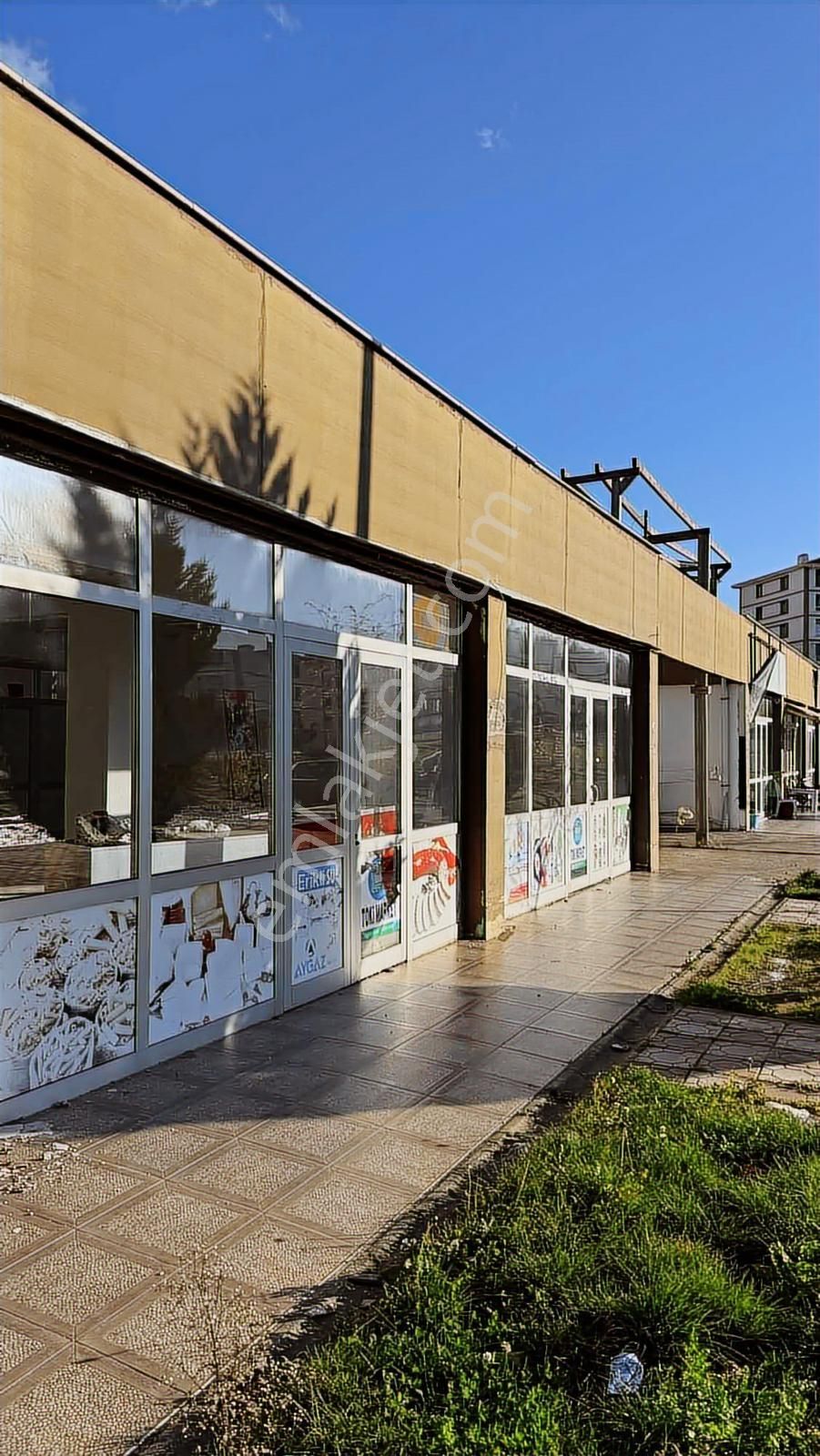 Caferiye Tokide Satılık 3 Adet Dükkan - Görsel 4