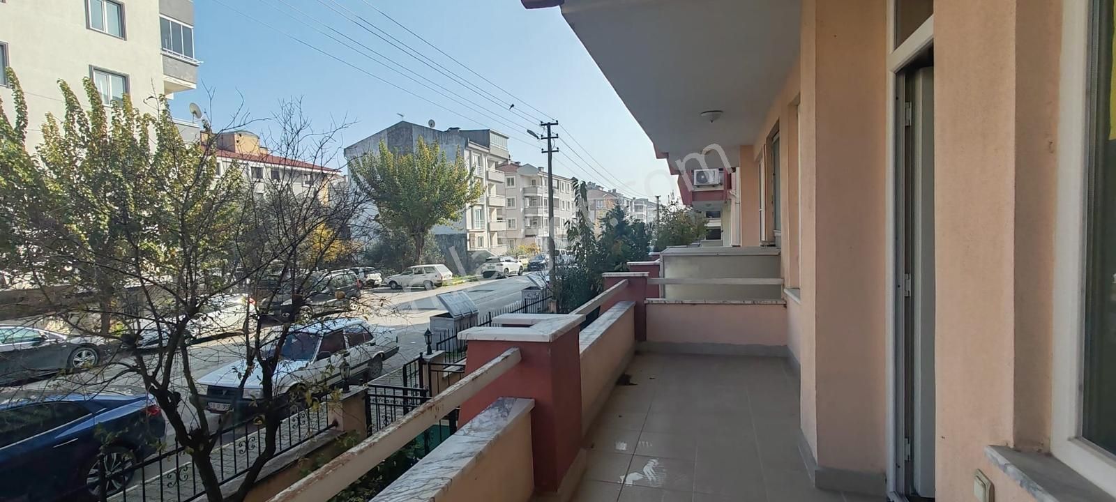 Mir'den Plevne Mah. Kadriye Kemal Okulu Yakını Satılık 3+1 Daire - Görsel 12