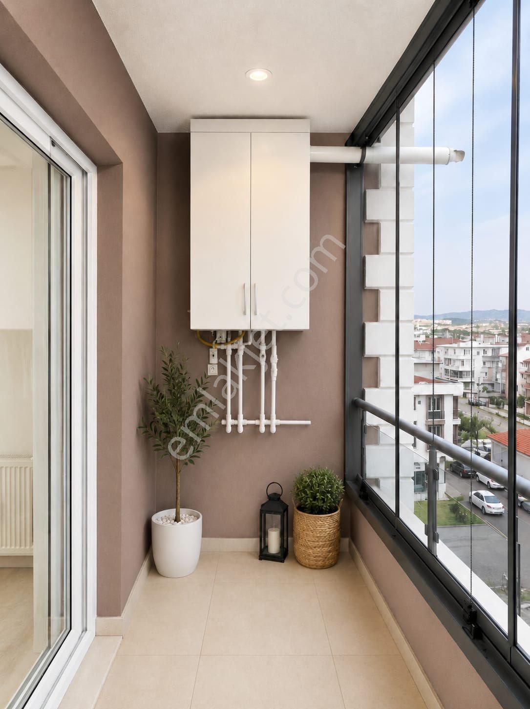 Koyuncuoğlu Sitesi’nde Manzaralı Ara Kat 3+1 | Masrafsız | 150m² - Görsel 32