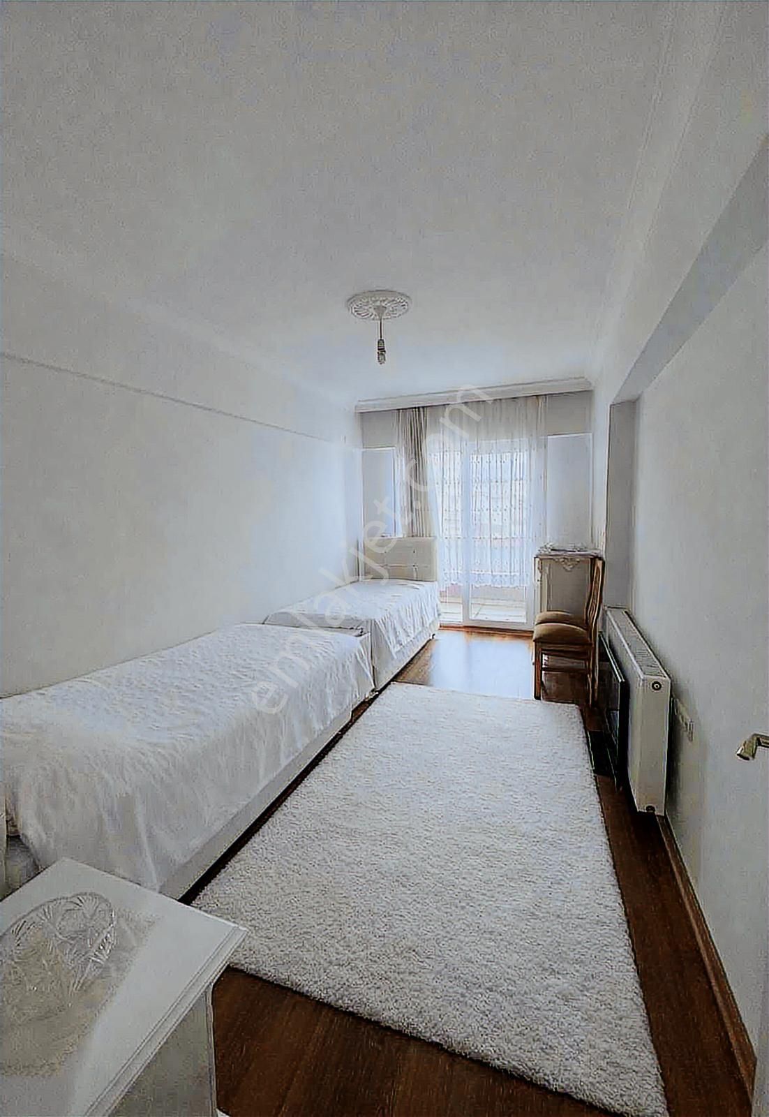 Ayrancılar Koyuncuoğlu Sitesinde 140 M² 3+1 Yenilenmiş Arakat - Görsel 14