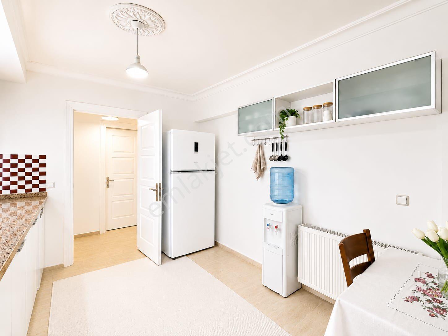 Koyuncuoğlu Sitesi’nde Manzaralı Ara Kat 3+1 | Masrafsız | 150m² - Görsel 28