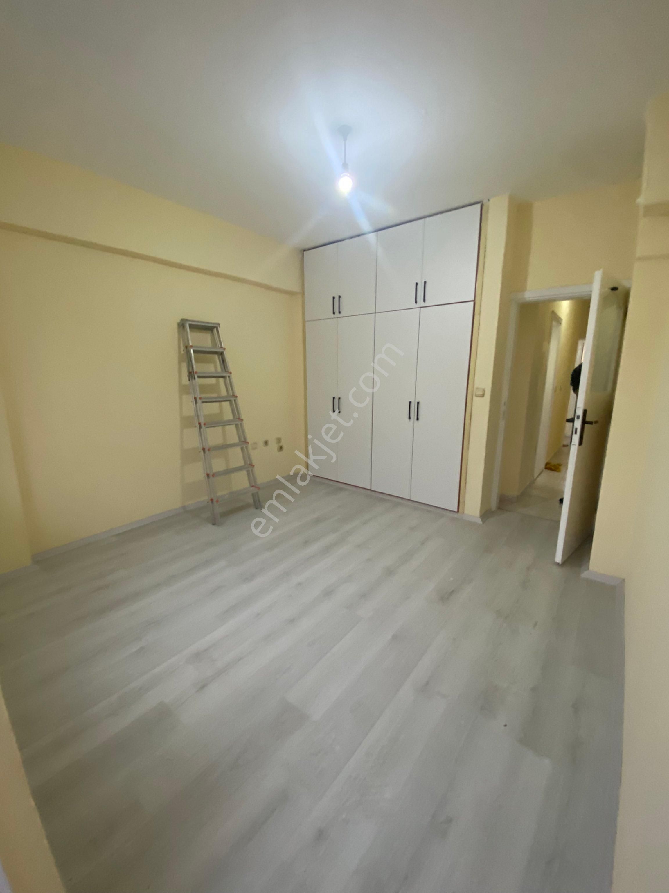 Kavaklı Mahallesi’nde 3 + 1 Üçüncü Kat Çatısız Daire Satılıktır - Görsel 5
