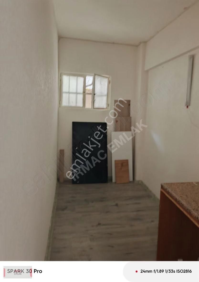 Hamidiye Cad. Üzerinde Kiralık Dükkan - Görsel 2