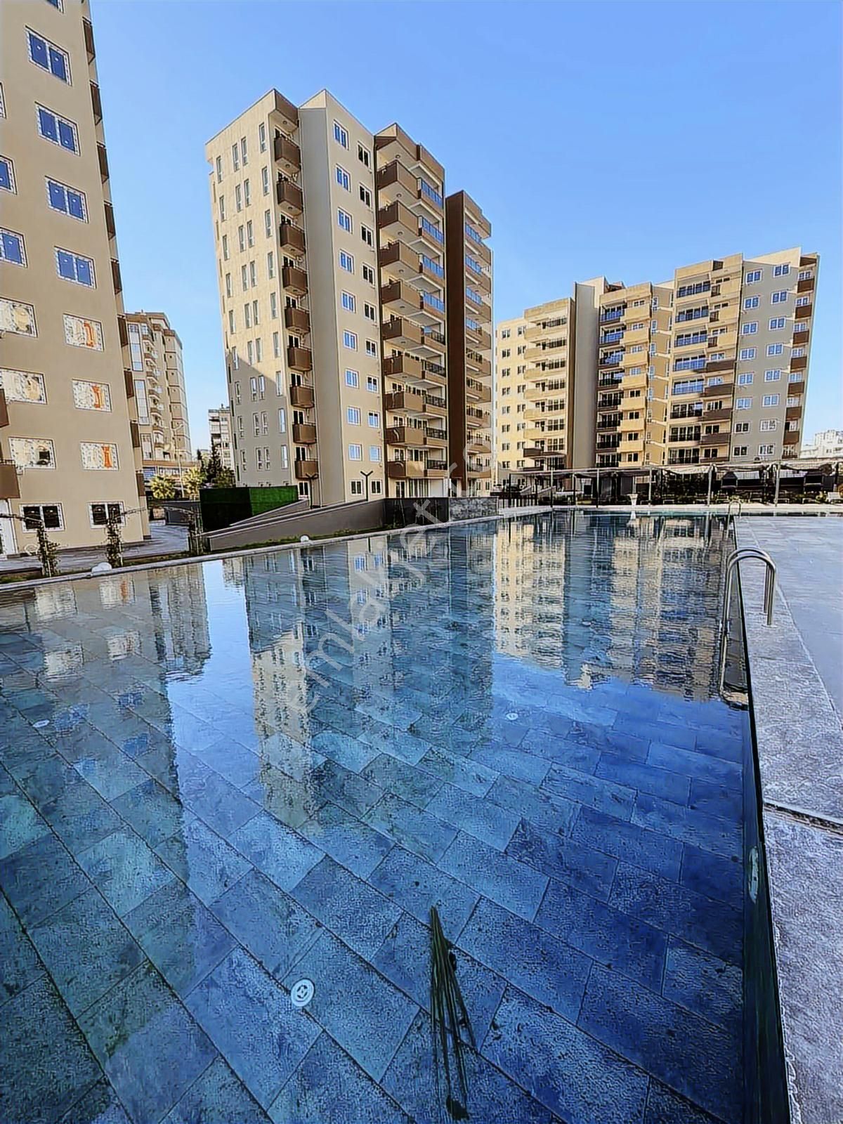 Total'den Kıyıboyu Bulvar Üzerinde Sosyal Donatılı Sıfır Sitede - Görsel 24