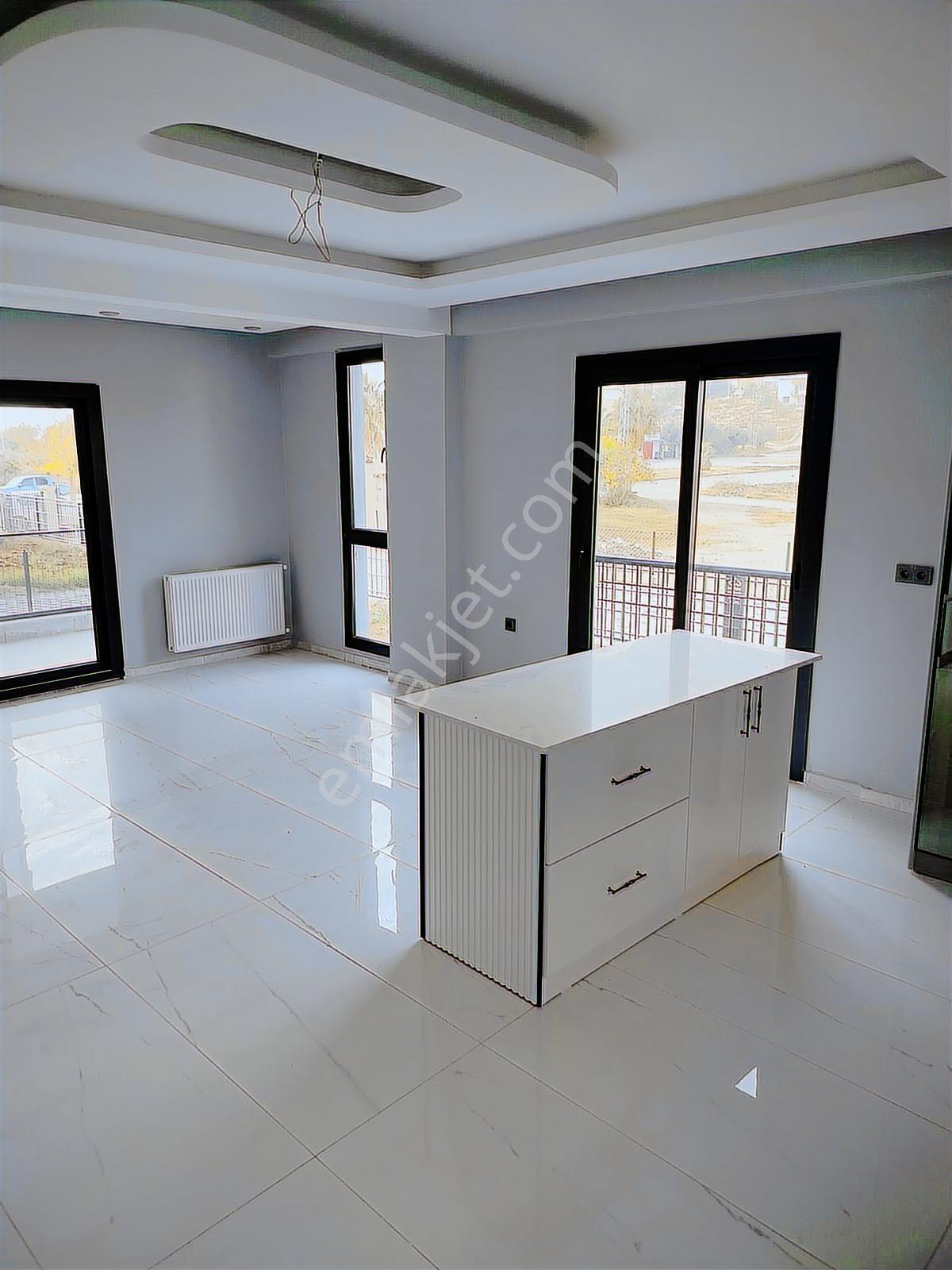 Kozan Gayrimenkulden Site İçi Oturuma Hazır Muhteşem Villa - Görsel 27