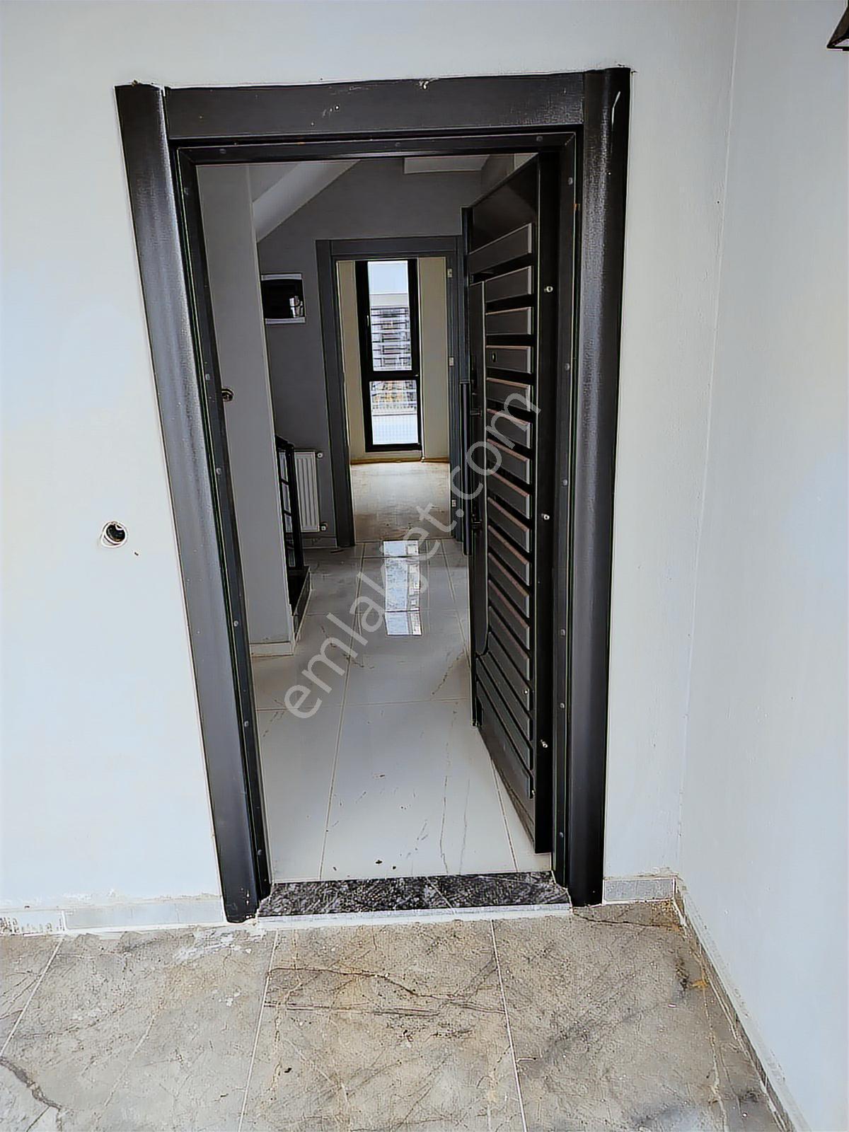 Kozan Gayrimenkulden Site İçi Oturuma Hazır Muhteşem Villa - Görsel 10