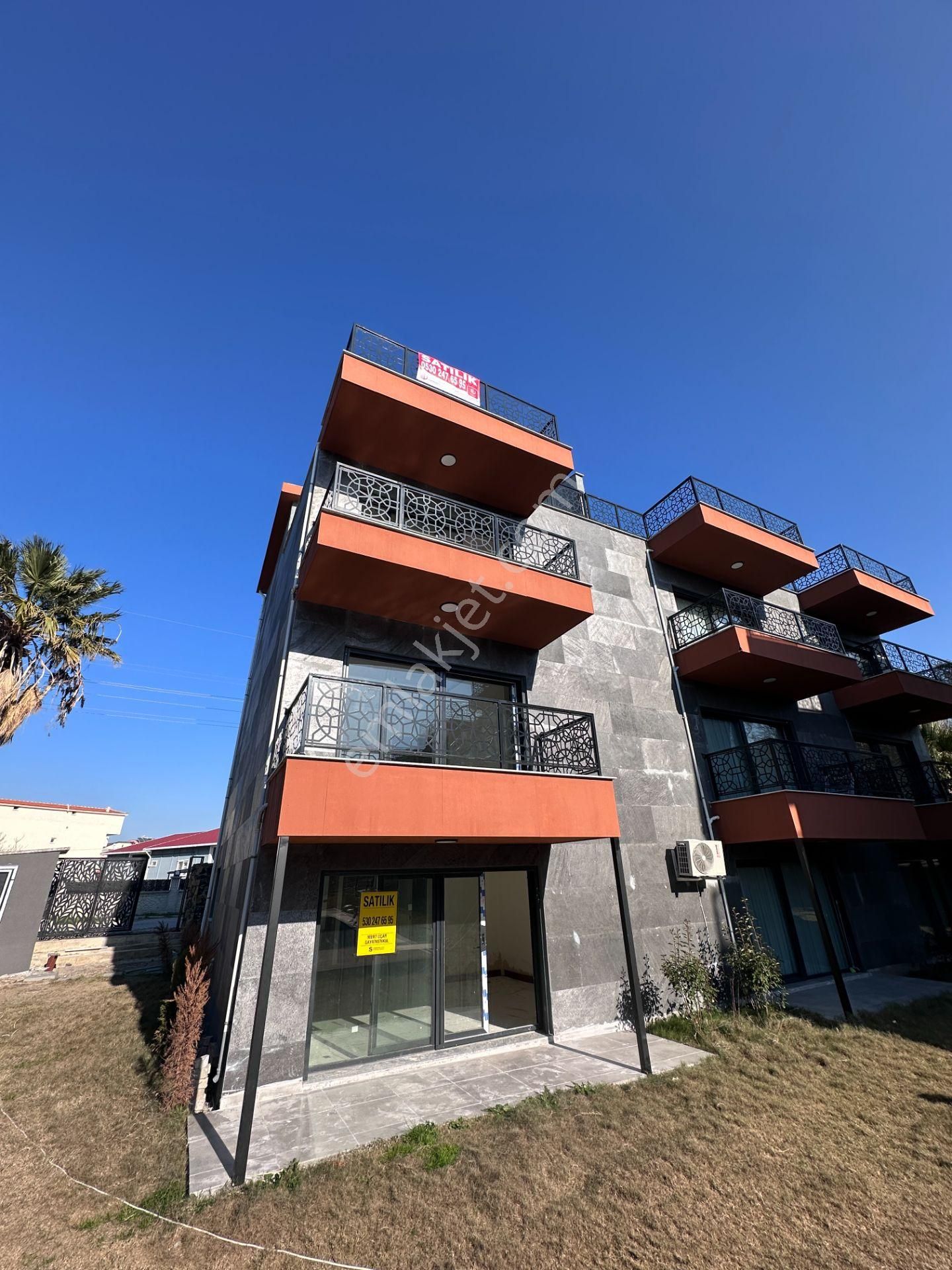 Mert Uçar'dan Satılık Aliağa Yeni Şakran Da Havuzlu 5+1 Villa - Görsel 3