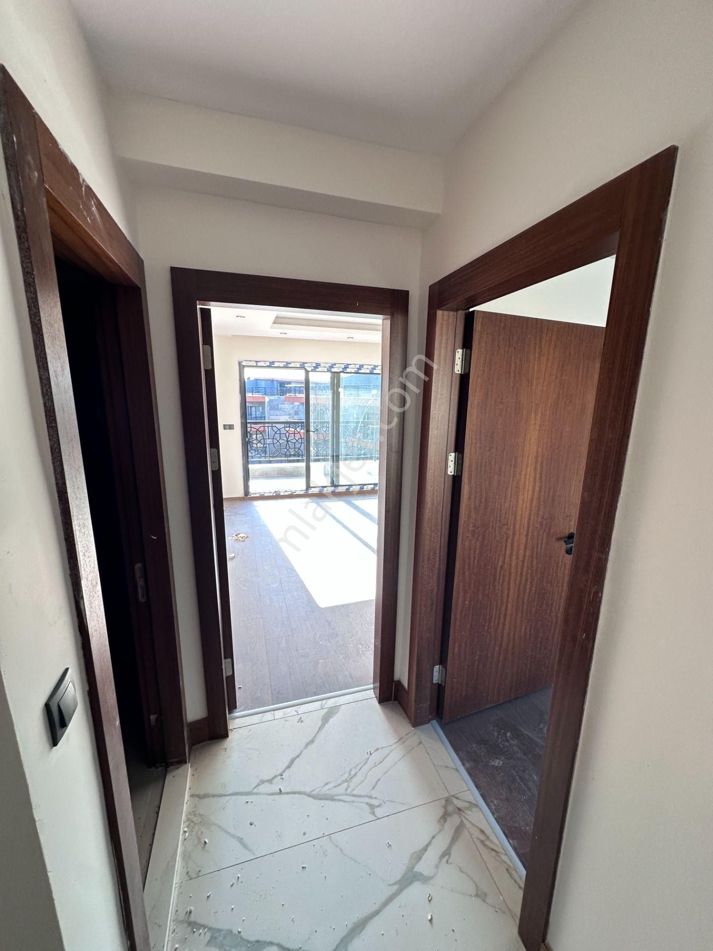 Mert Uçar'dan Satılık Aliağa Yeni Şakran Da Havuzlu 5+1 Villa - Görsel 21