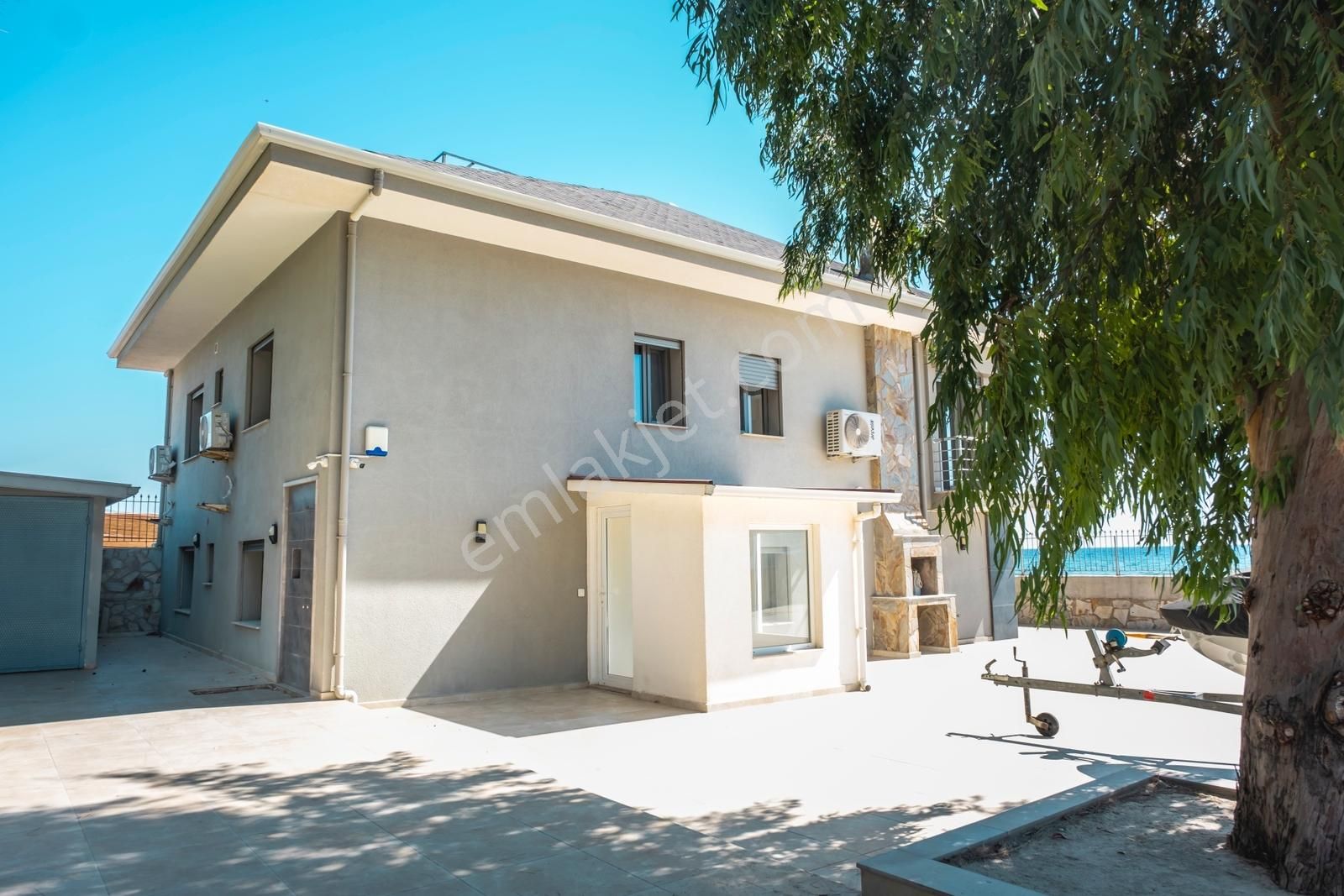 Seferihisar Ürkmezde Denize Sıfır Satılık Lüks Villa - Görsel 25