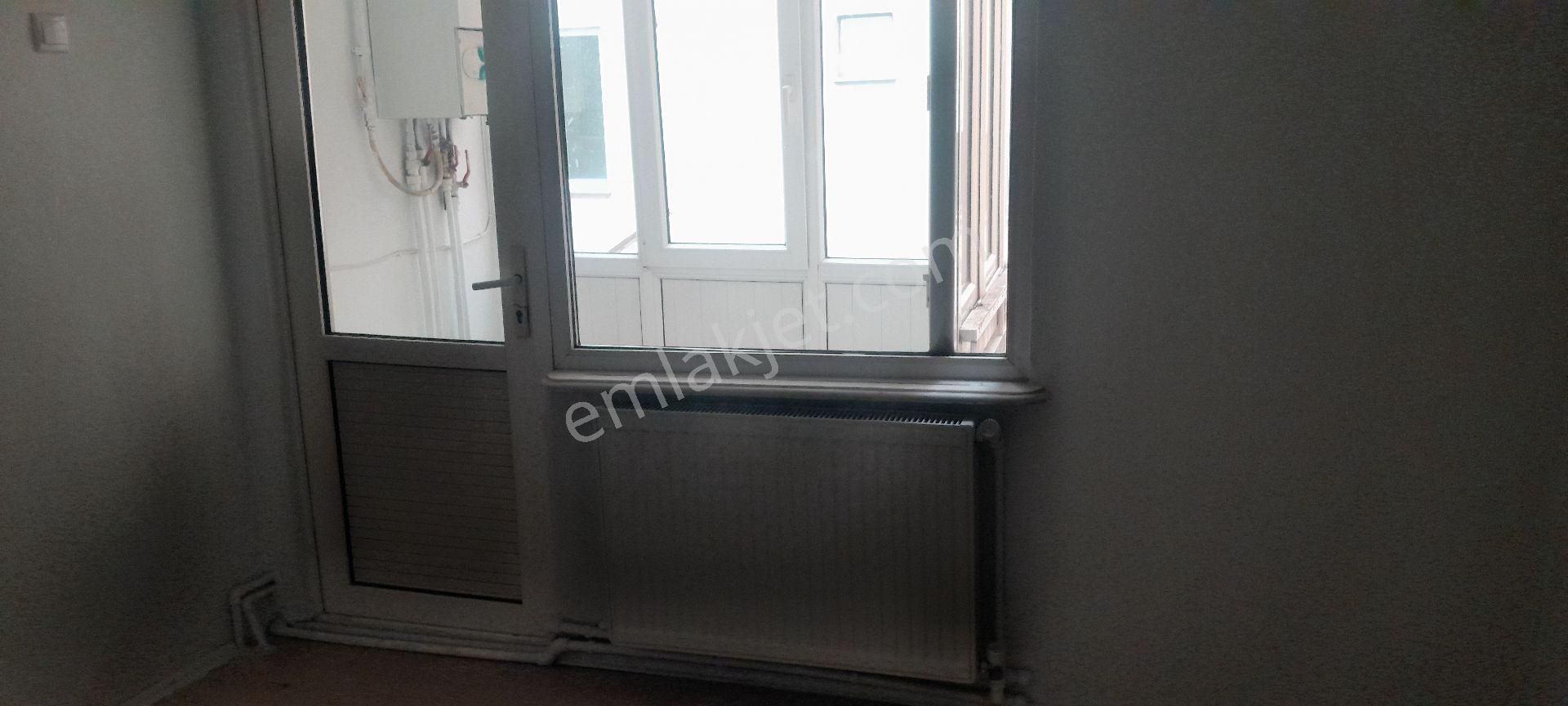 Ara Kat Kombilı Balkonlu Satılık Daire - Görsel 22