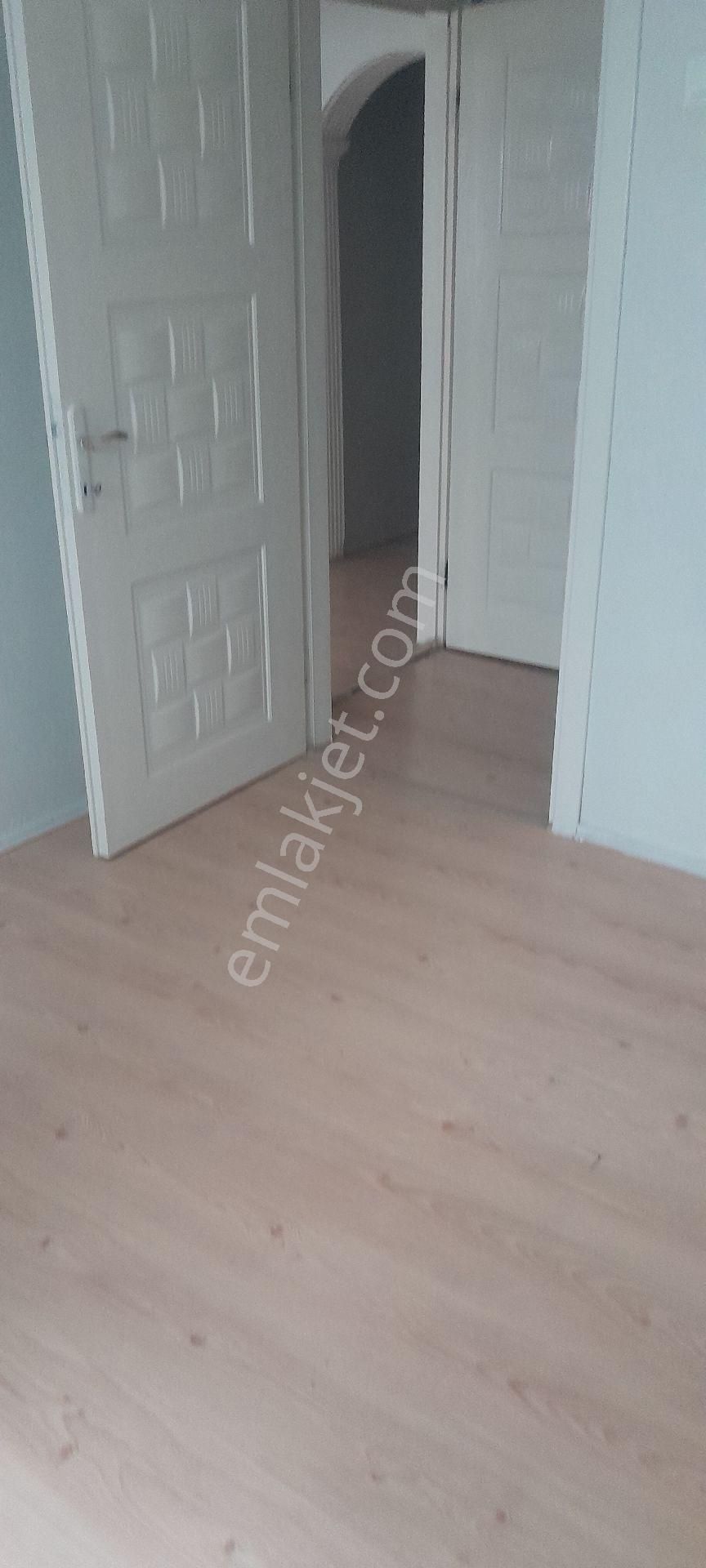 Ara Kat Kombilı Balkonlu Satılık Daire - Görsel 13