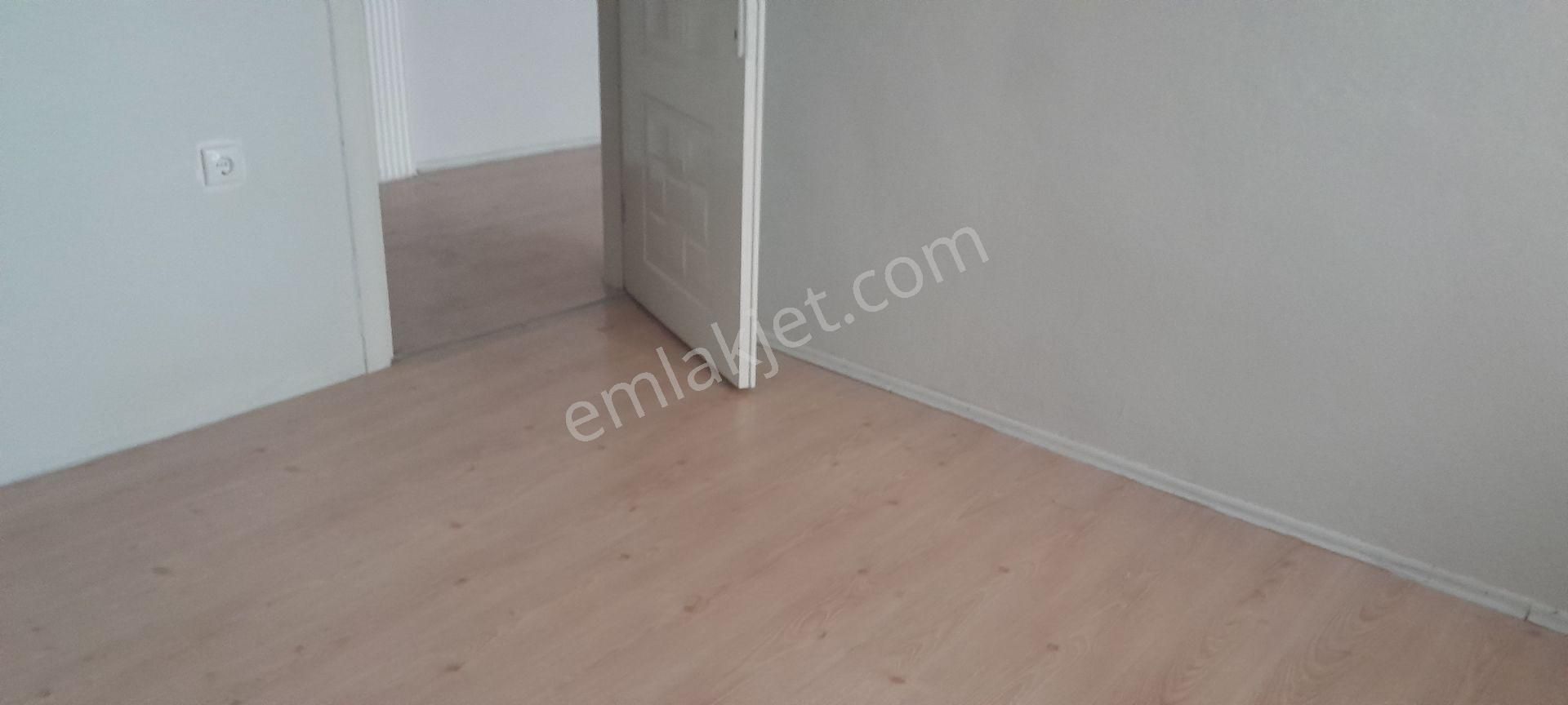 Ara Kat Kombilı Balkonlu Satılık Daire - Görsel 24