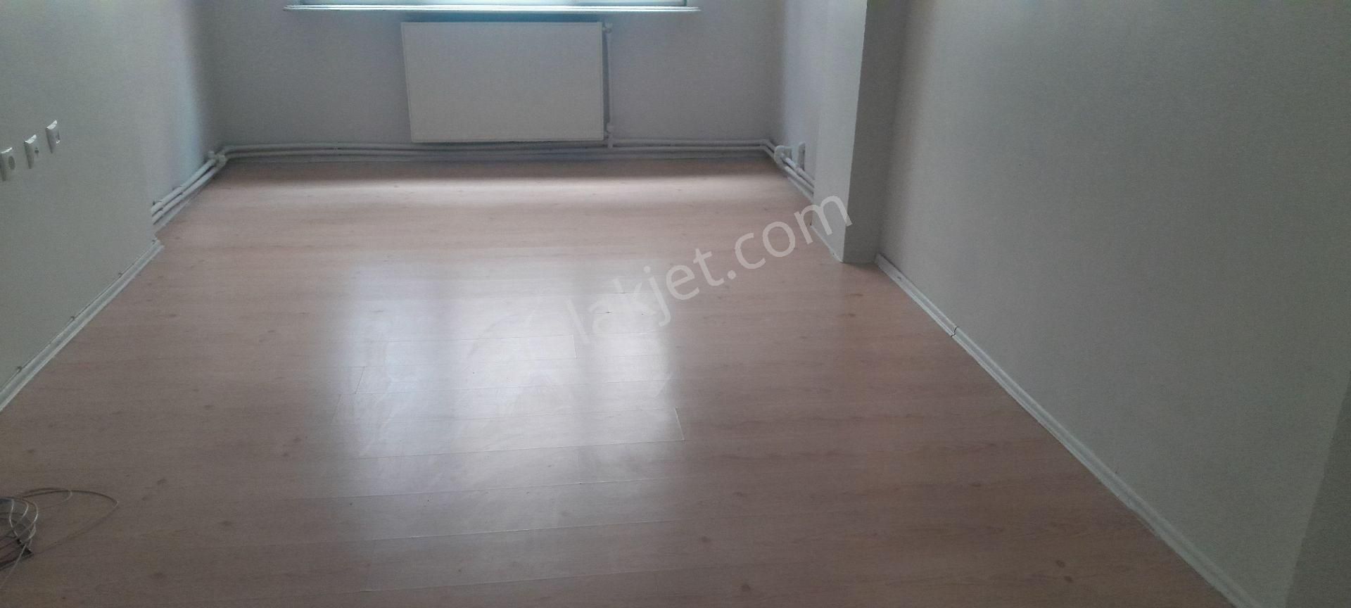 Ara Kat Kombilı Balkonlu Satılık Daire - Görsel 18