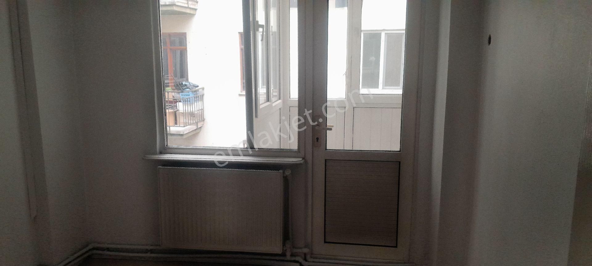Ara Kat Kombilı Balkonlu Satılık Daire - Görsel 12