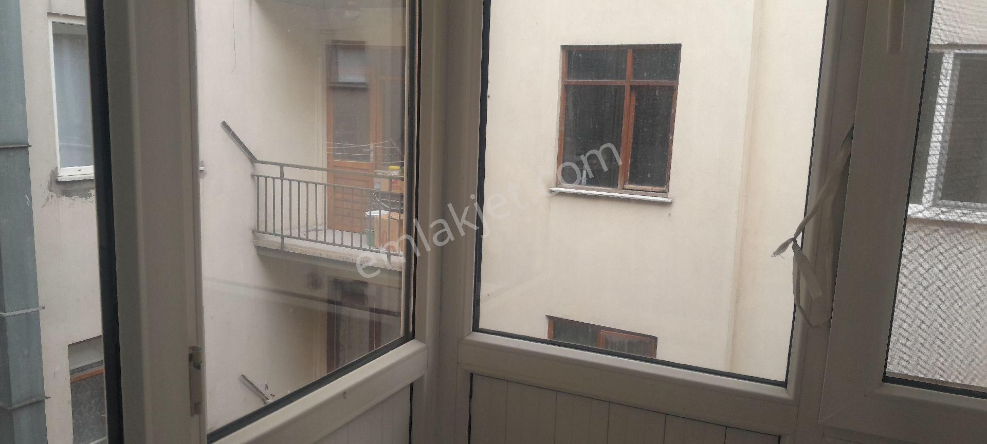 Ara Kat Kombilı Balkonlu Satılık Daire - Görsel 16