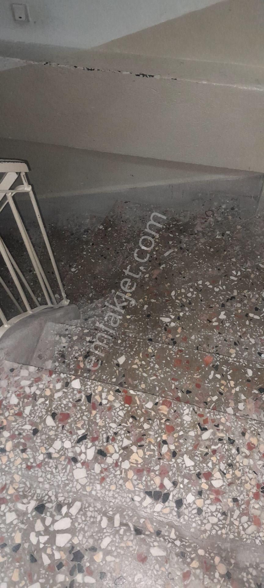 Ara Kat Kombilı Balkonlu Satılık Daire - Görsel 5