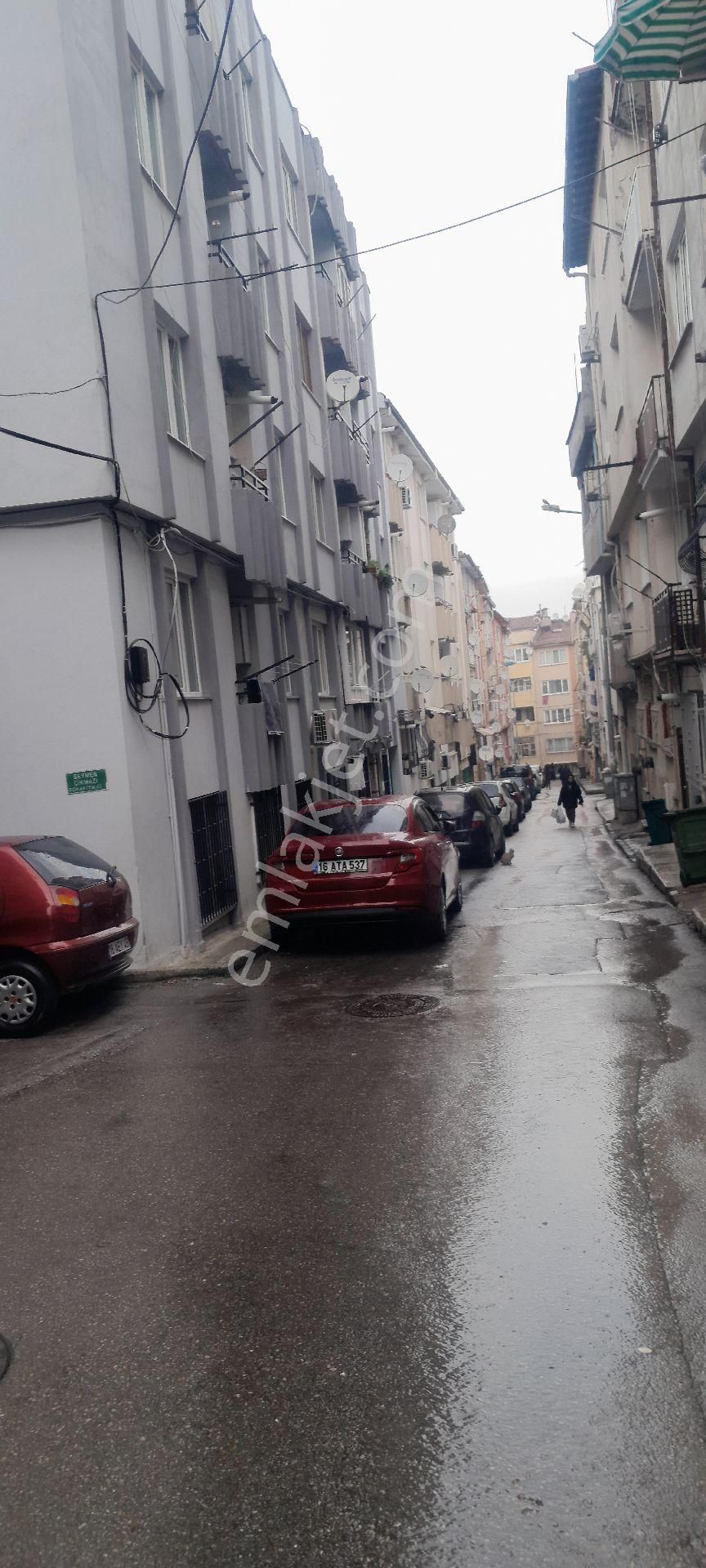 Ara Kat Kombilı Balkonlu Satılık Daire - Görsel 3