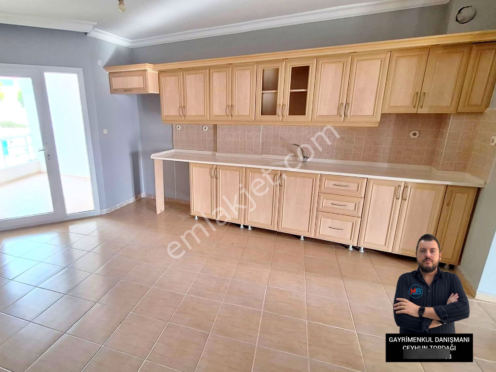 Didim'de Satılık 2+1 Daire Havuzlu Sitede Çarşıya Yakın Konumda ! - Görsel 2