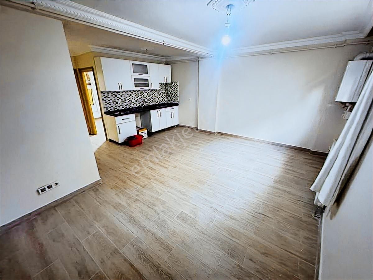 Anka'dan Esat - Fetih -cumhuriyet Kesişiminde 1+1 İçi Yenilenmiş