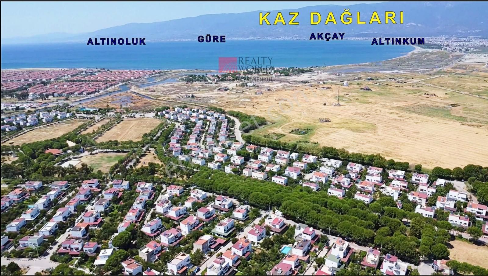 Rw Nefes'ten; İmko Sitesinde Geniş Bahçeli, Tam Müstakil Villa - Görsel 18