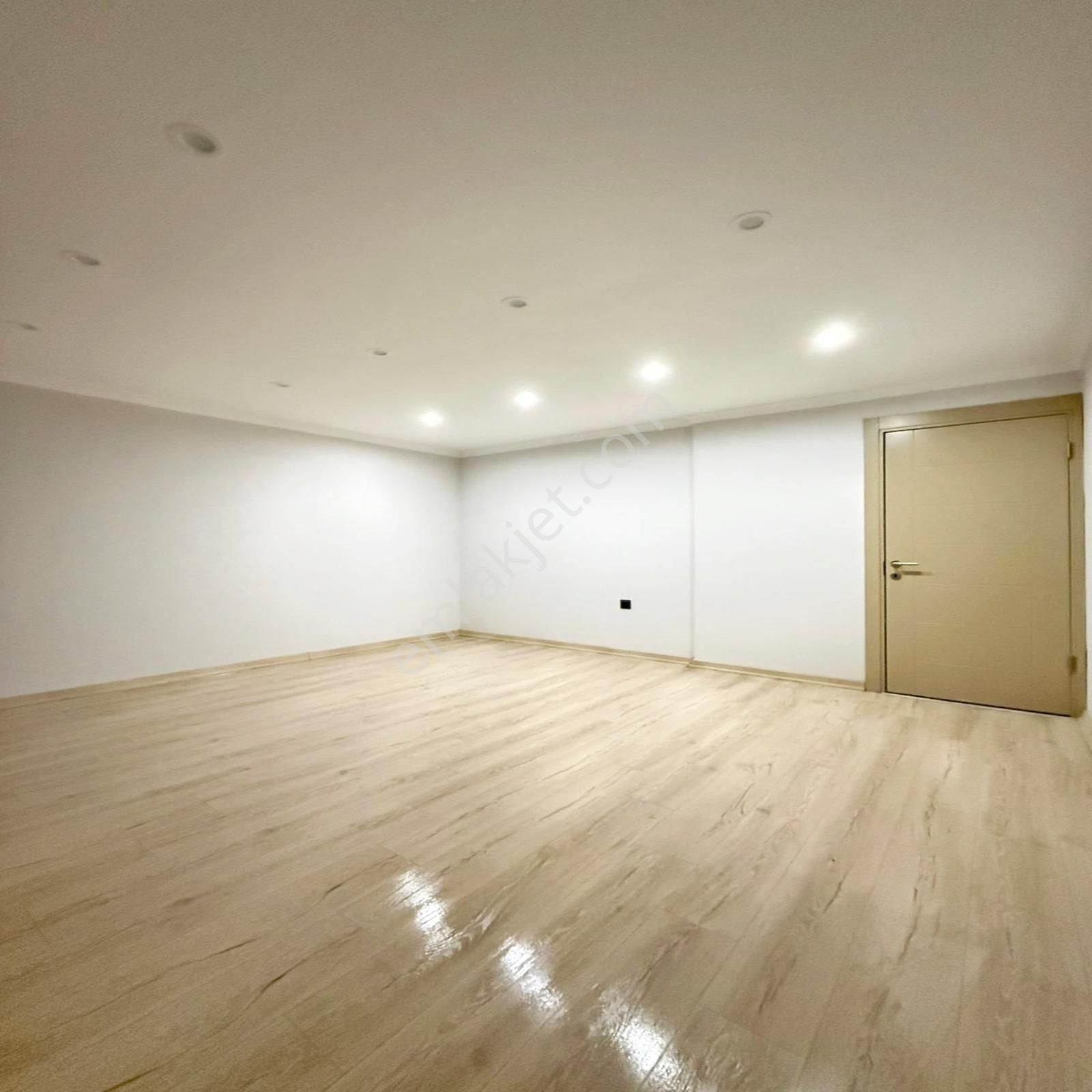 Çekmeköy Yapı Gayrimenkul'den İki Aileye Özel 4+1 Ara Dubleks !! - Görsel 32