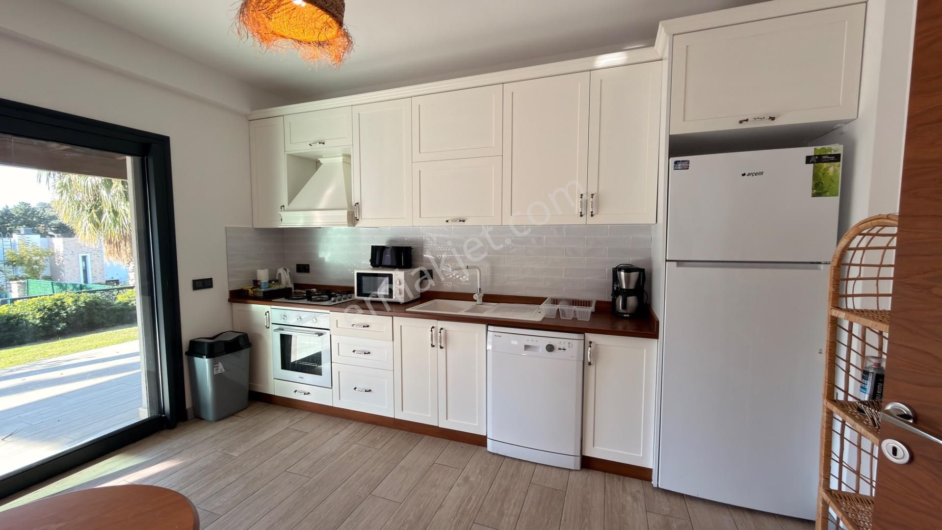 Bodrum Gümüşlük'te Havuzlu Lüks 3+1 Eşyalı Satılık Villa - Görsel 18