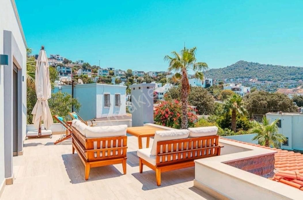 Bodrum Gümüşlük'te Havuzlu Lüks 3+1 Eşyalı Satılık Villa - Görsel 9