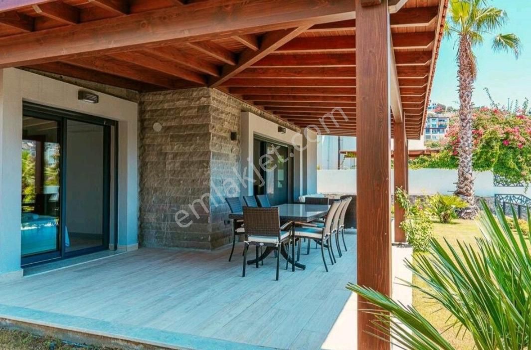 Bodrum Gümüşlük'te Havuzlu Lüks 3+1 Eşyalı Satılık Villa - Görsel 4