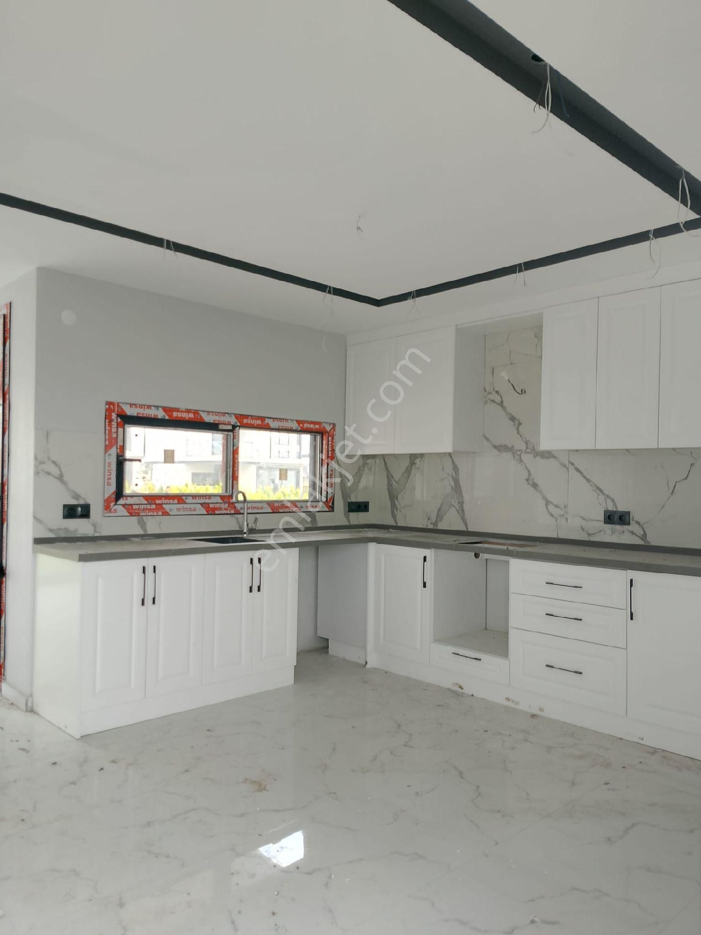 Kuşadası Güzelçamlıda Tek Müstakil Havuzlu Site İçinde Sıfır Satılık Villa - Görsel 10